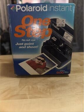 Vintage Polaroid 600 Instant One Step Camera